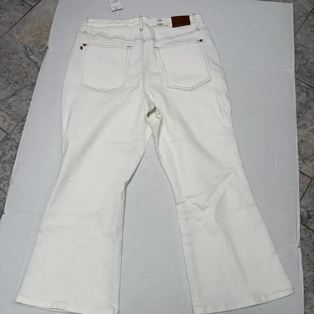 Judy Blue NWT Hi-Rise‎ Kick Flare White Denim Jeans Size 20W Style#881080